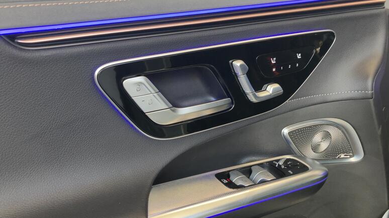 Mercedes-Benz - EQE 350+ SUV