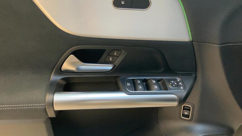 Mercedes-Benz - GLA 200 d 4MATIC Österreich-Edition