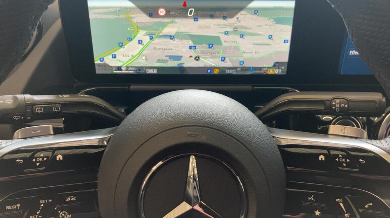 Mercedes-Benz - GLA 200 d 4MATIC Österreich-Edition