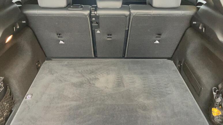 Mercedes-Benz - GLA 200 d 4MATIC Österreich-Edition