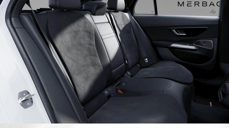 Mercedes-Benz - E 300 de 4MATIC T-Modell mit EQ Hybrid Technologie