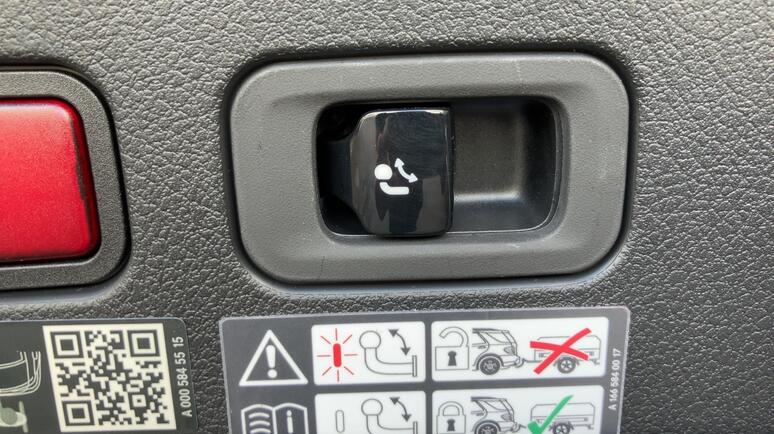 Mercedes-Benz - CLE 220 d Cabriolet AMG Line