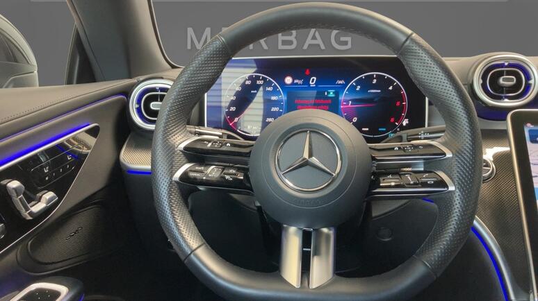 Mercedes-Benz - CLE 220 d Cabriolet AMG Line