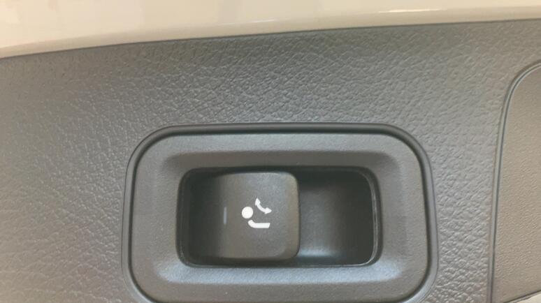 Mercedes-Benz - GLA 200 d 4MATIC Österreich-Edition