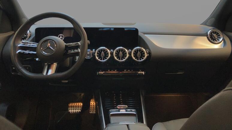 Mercedes-Benz - GLA 200 d 4MATIC Österreich-Edition