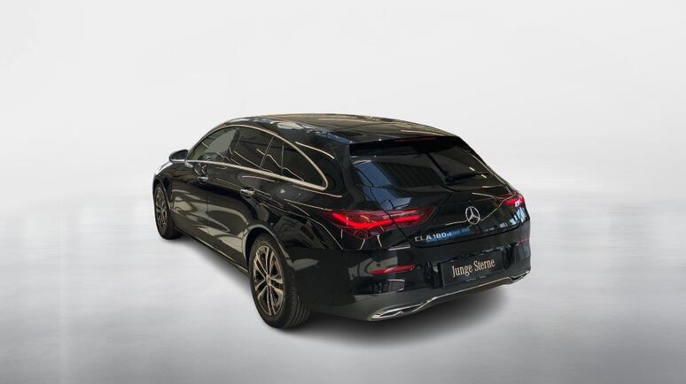 Mercedes-Benz - CLA 180 d Shooting Brake Österreich-Edition