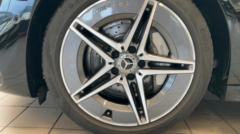 Mercedes-Benz - C 220 d T-Modell AMG Line