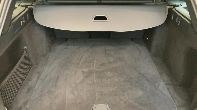 Mercedes-Benz - C 220 d T-Modell AMG Line