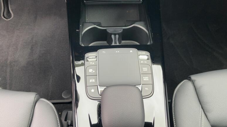 Mercedes-Benz - CLA 250 e Shooting Brake