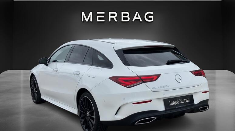Mercedes-Benz - CLA 250 e Shooting Brake