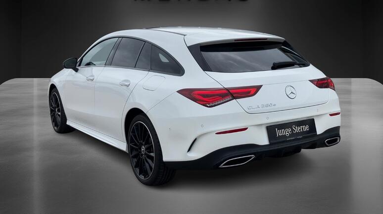 Mercedes-Benz - CLA 250 e Shooting Brake