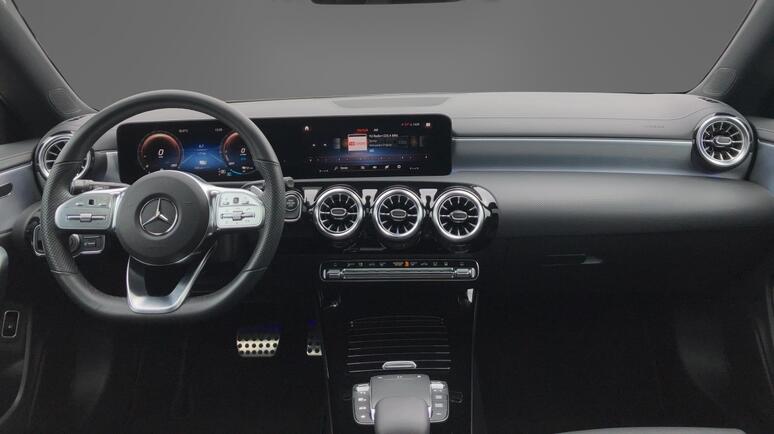 Mercedes-Benz - CLA 250 e Shooting Brake