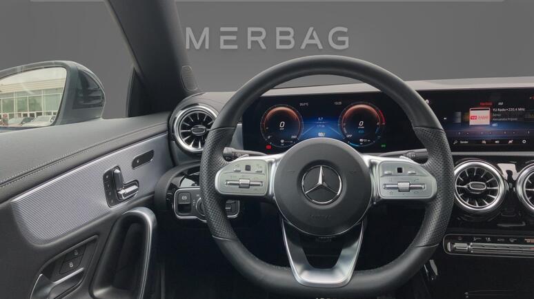 Mercedes-Benz - CLA 250 e Shooting Brake