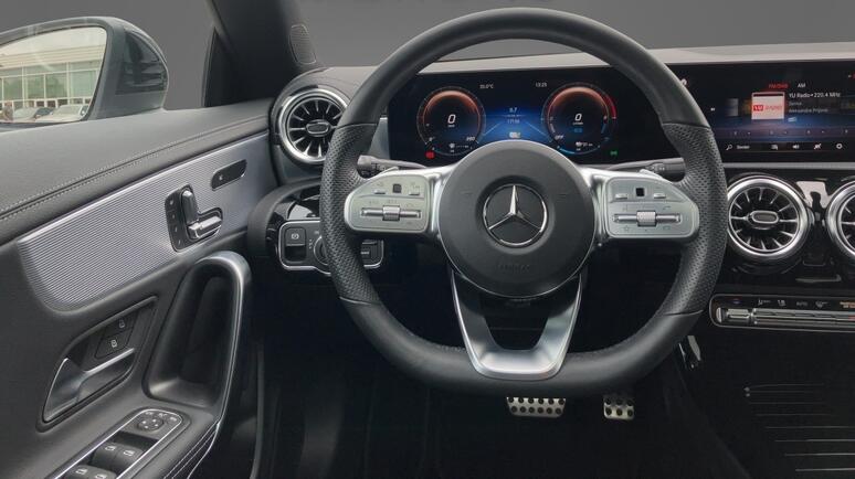 Mercedes-Benz - CLA 250 e Shooting Brake