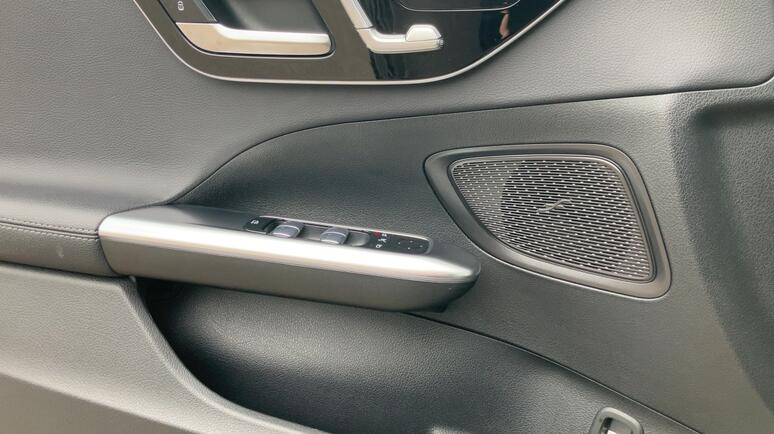 Mercedes-Benz - C 220 d T-Modell AMG Line