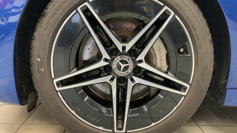 Mercedes-Benz - C 200 T-Modell AMG Line