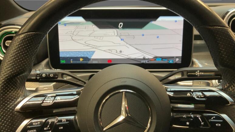 Mercedes-Benz - C 200 T-Modell AMG Line