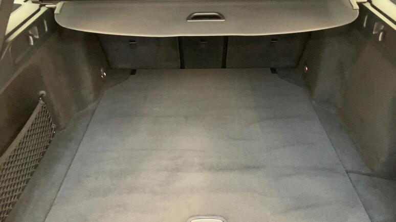 Mercedes-Benz - C 200 T-Modell AMG Line