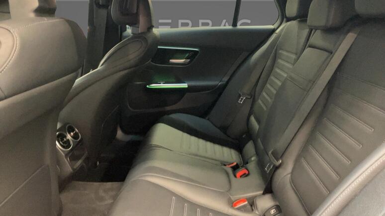 Mercedes-Benz - C 200 T-Modell AMG Line