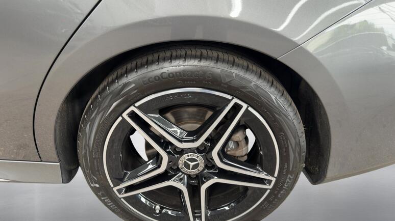 Mercedes-Benz - CLA 200 d Coupé AMG Line