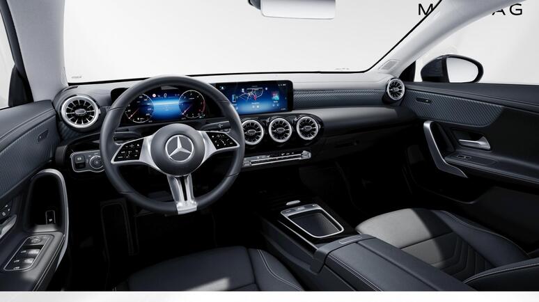 Mercedes-Benz - CLA 180 d Coupé Österreich-Edition