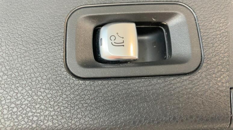 Mercedes-Benz - E 300 de 4MATIC T-Modell