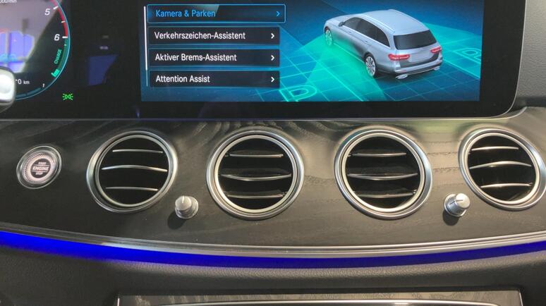 Mercedes-Benz - E 300 de 4MATIC T-Modell