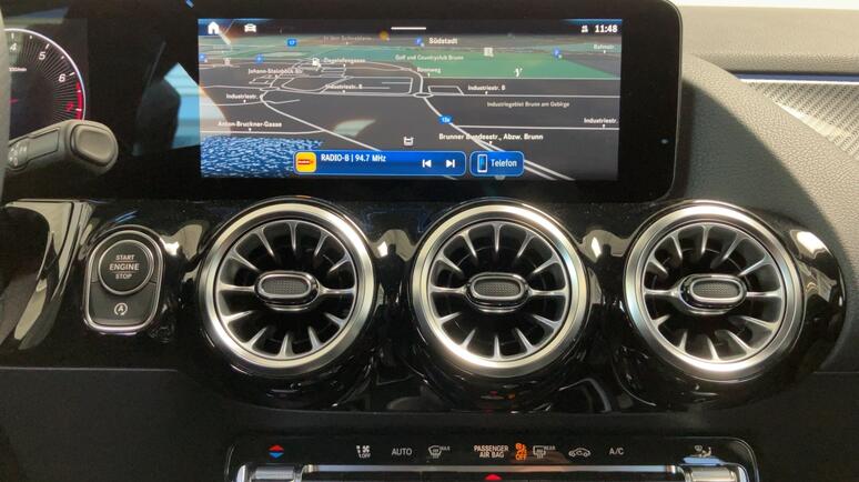 Mercedes-Benz - B 220 4MATIC AMG Line