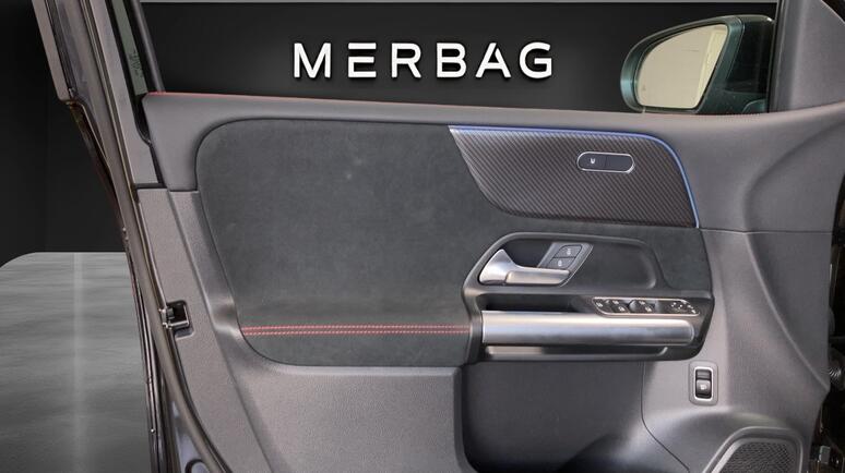 Mercedes-Benz - B 220 4MATIC AMG Line