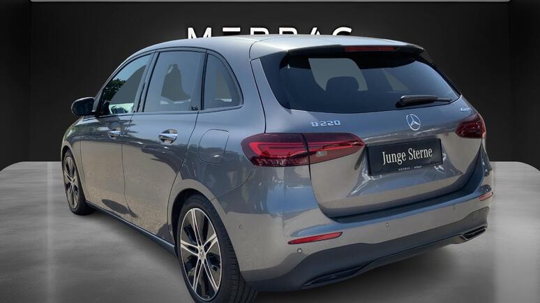 Mercedes-Benz - B 220 4MATIC Österreich-Edition