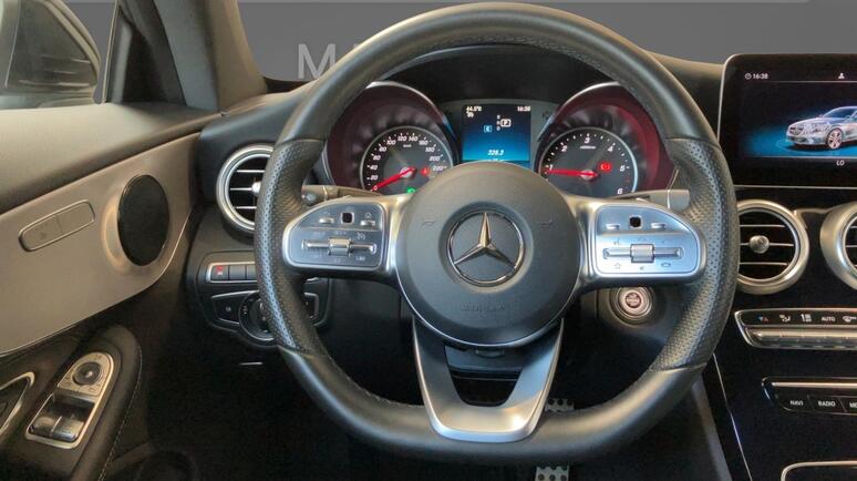 Mercedes-Benz - C 220 d Coupé AMG Line