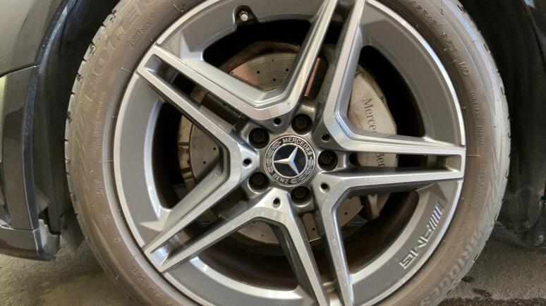 Mercedes-Benz - C 220 d Coupé AMG Line