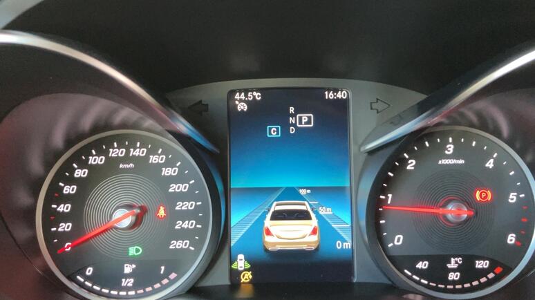 Mercedes-Benz - C 220 d Coupé AMG Line