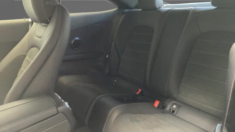 Mercedes-Benz - C 220 d Coupé AMG Line