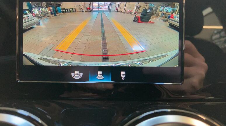 Mercedes-Benz - GLB 200 d 4MATIC