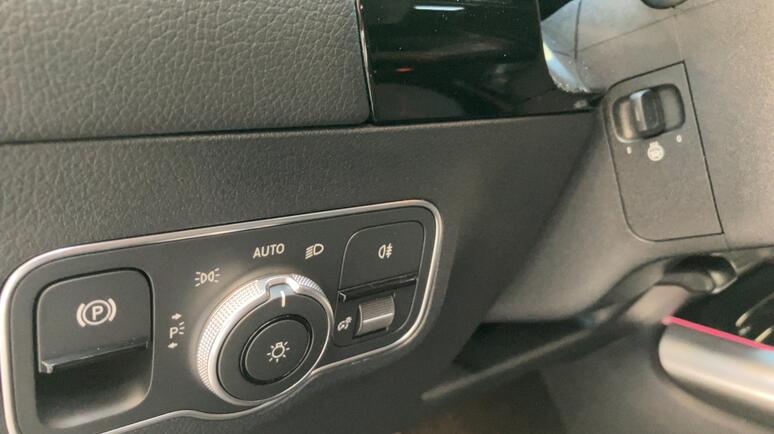 Mercedes-Benz - B 180 d Österreich-Edition