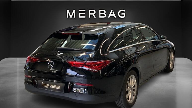 Mercedes-Benz - CLA 180 d Shooting Brake
