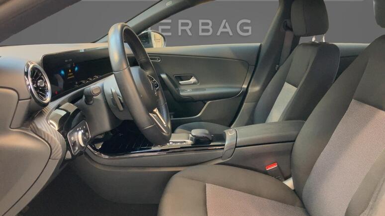 Mercedes-Benz - CLA 180 d Shooting Brake