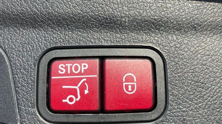 Mercedes-Benz - GLE 350 de 4MATIC AMG Line