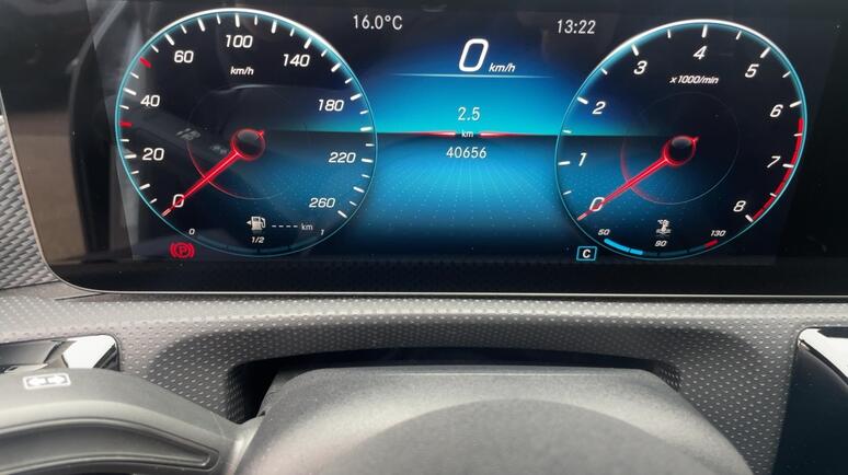 Mercedes-Benz - CLA 180 Coupé