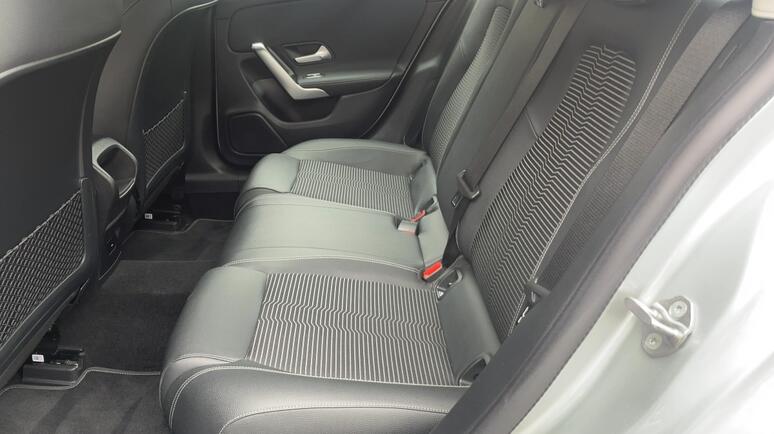 Mercedes-Benz - CLA 180 Coupé