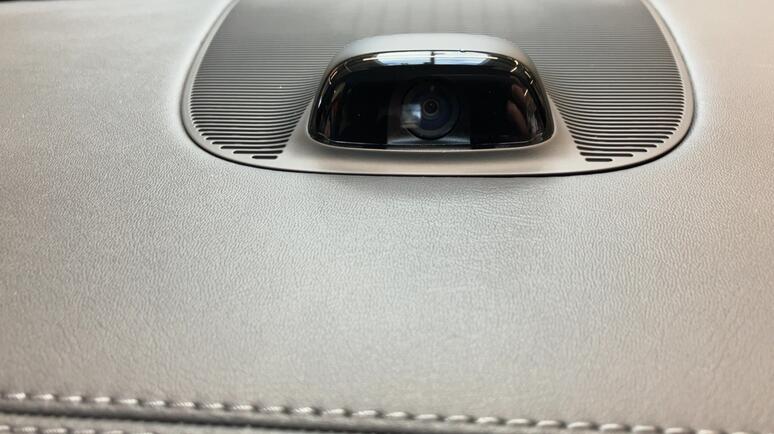 Mercedes-Benz - E 220 d Limousine AMG Line