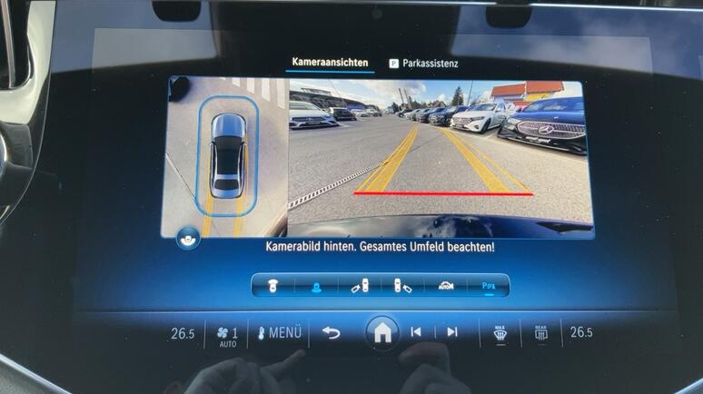 Mercedes-Benz - E 220 d Limousine AMG Line