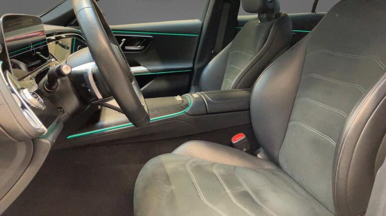 Mercedes-Benz - E 220 d Limousine AMG Line