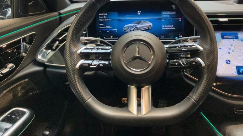 Mercedes-Benz - E 220 d Limousine AMG Line