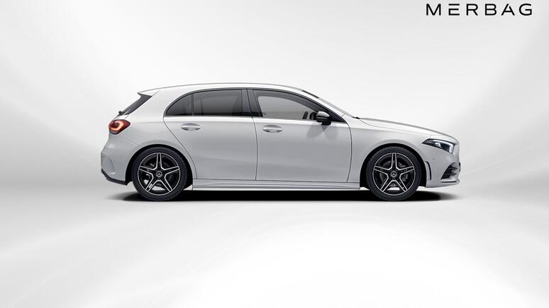 Mercedes-Benz - A 180 d AMG Line