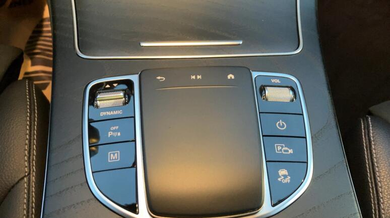 Mercedes-Benz - GLC 300 e 4MATIC