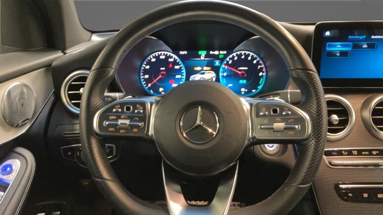Mercedes-Benz - GLC 300 e 4MATIC