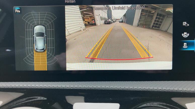 Mercedes-Benz - A 220 d