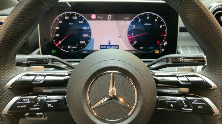 Mercedes-Benz - CLE 300 4MATIC Cabriolet